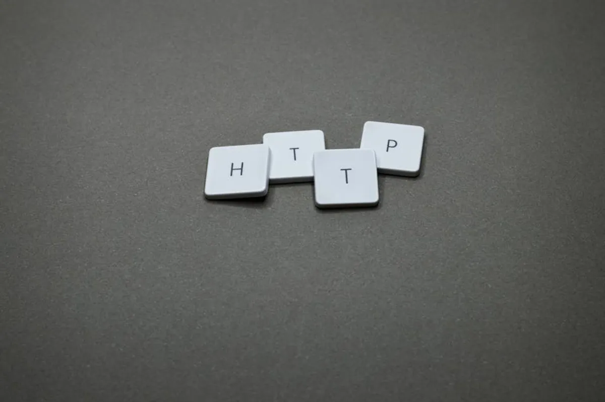 Redandwhitemagz Explained: Search Intent, Learning Context, and Alternatives